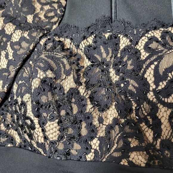 Black and Gold Evening Formal Gown Maxi Dress with Lace Overlay Size 12, Size 4 - Picture 7 of 13